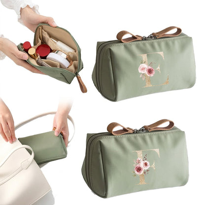 Grüne bedruckte Kosmetiktasche mit Reißverschluss und Darstellung der Innenfächer