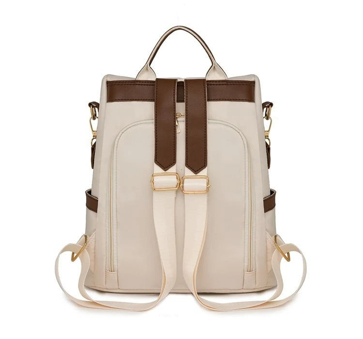 Damen-Rucksack aus Nylon mit Quaste und rückseitigem Reißverschluss